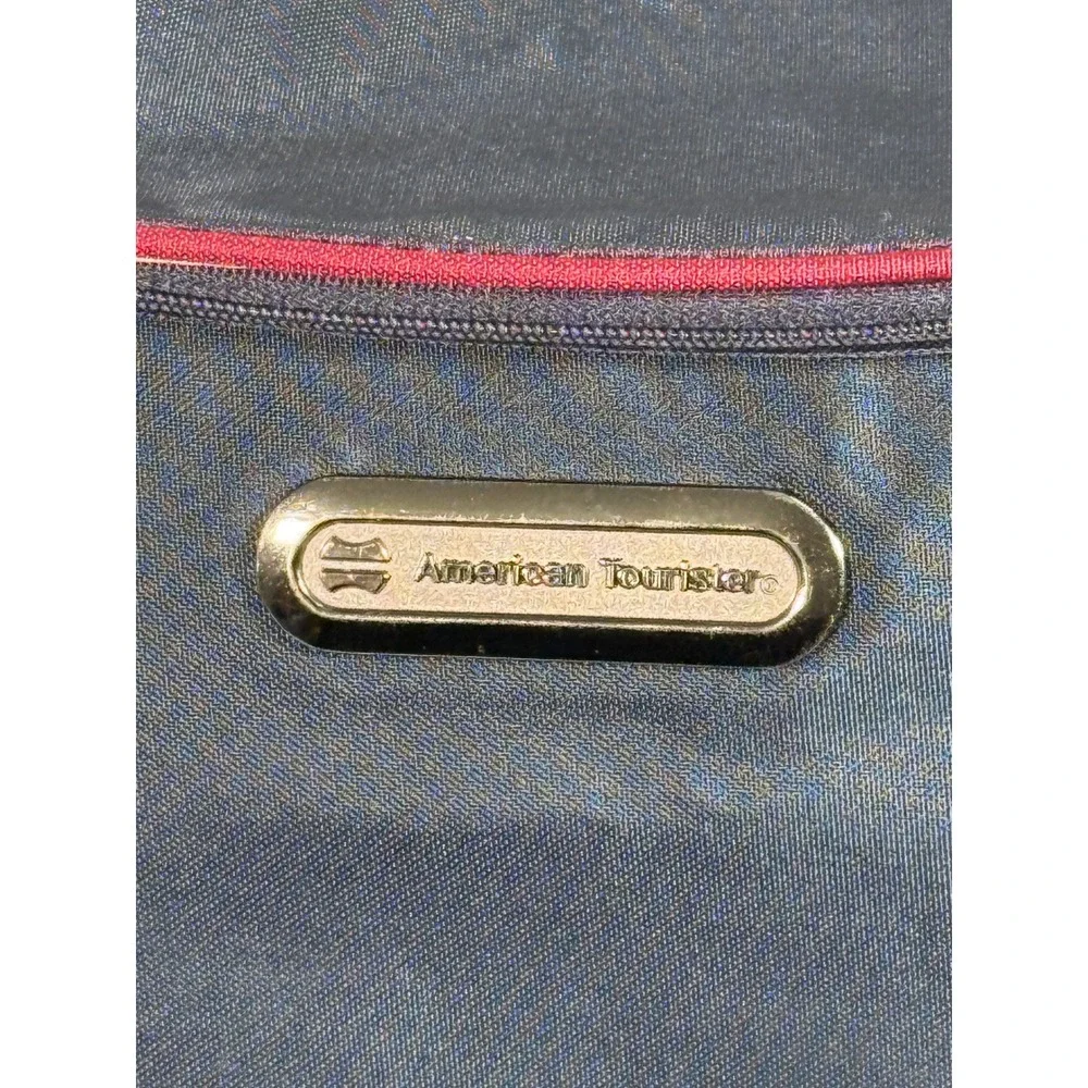 Vintage 1989 American Tourister Navy Blue Nylon Messenger Bag Red Trim 17x11x5